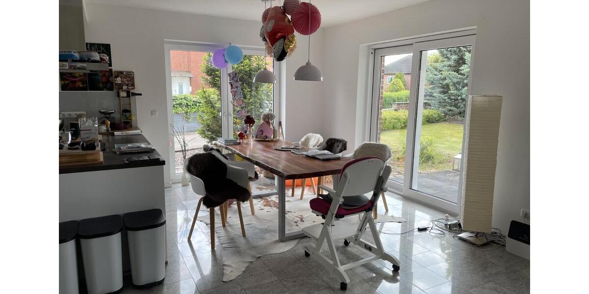 Einfamilienhaus Calberlah - 6 Zimmer, 156 m&sup2;, 1.490&euro; | Angebot:26683115