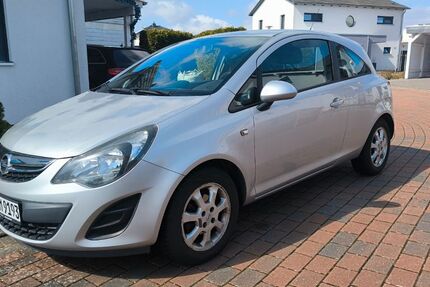 Opel Corsa 58.700 km 4.890 &euro; Braunschweig 38126
