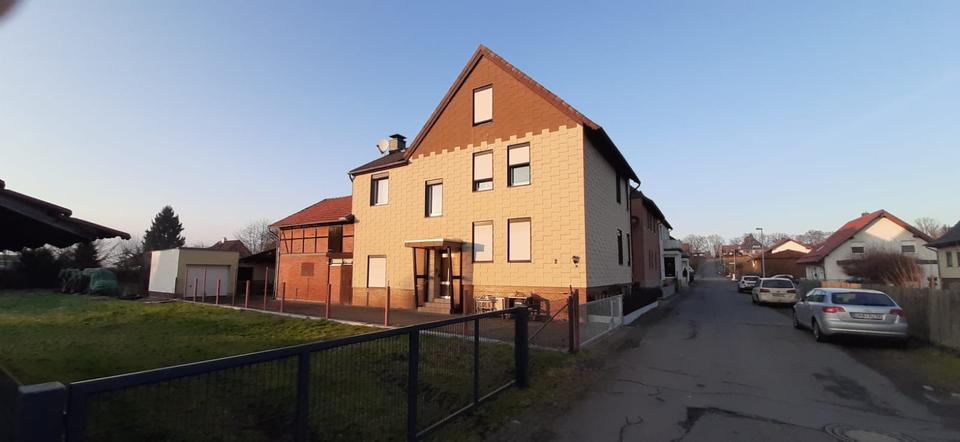 Einfamilienhaus Braunschweig Heidberg-Melverode - 8 Zimmer, 200 m&sup2;, 190.000&euro; | Angebot:24576000