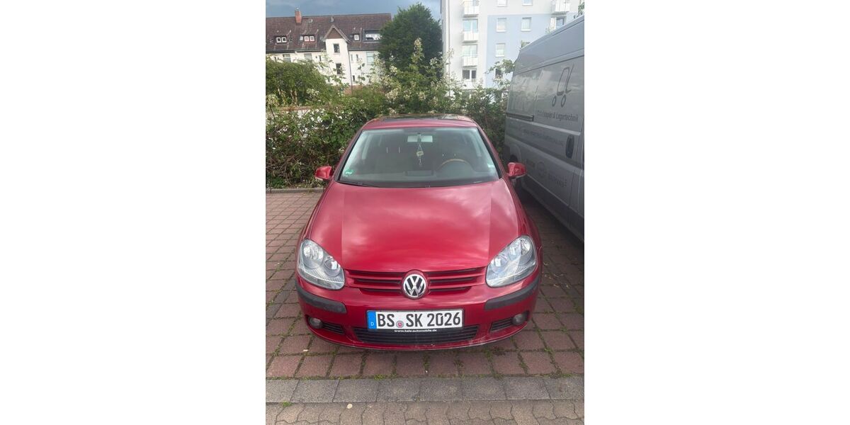 VW Golf 120.000 km 4.000 &euro; Braunschweig 38118