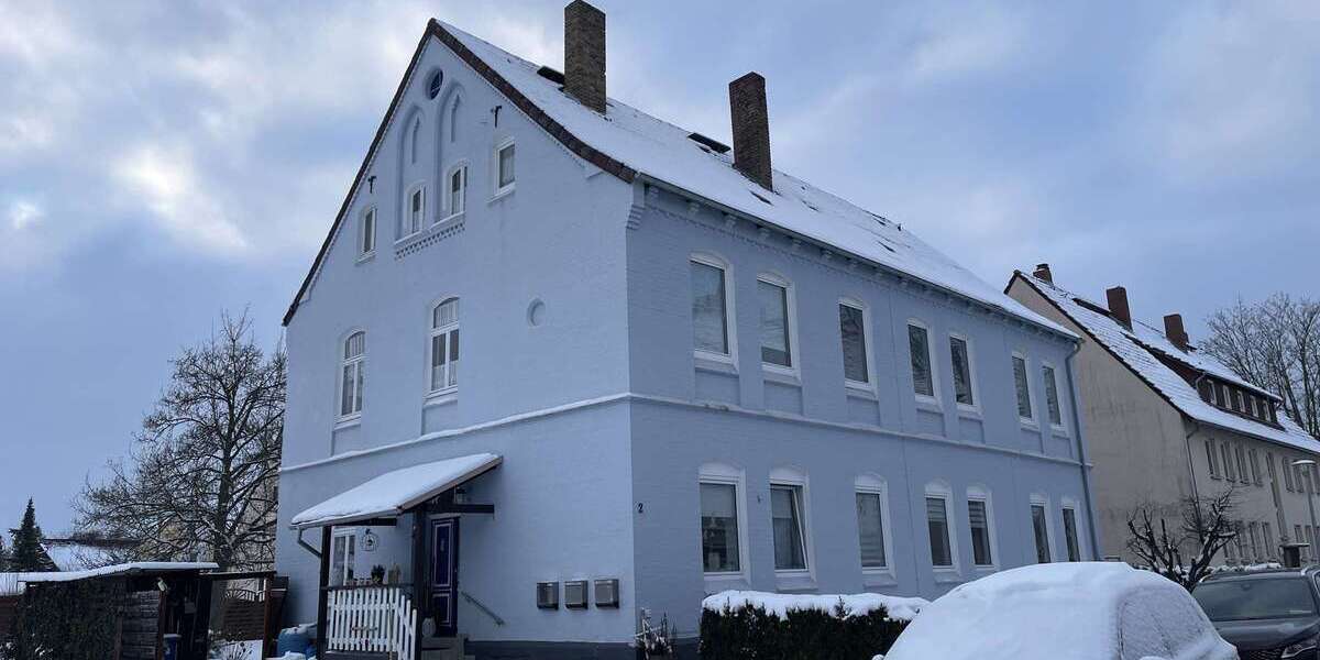 Einfamilienhaus Schöningen - 14 Zimmer, 369 m&sup2;, 139.000&euro; | Angebot:25751409