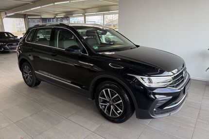 VW Tiguan 75.000 km 20.990 &euro; Braunschweig 38116