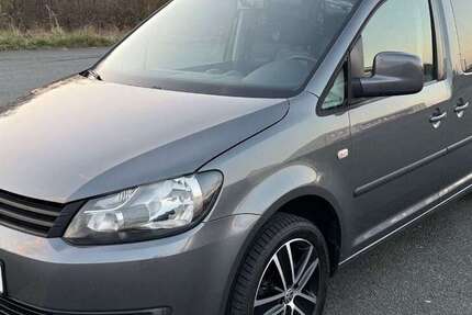 VW Caddy 140.600 km 14.750 &euro; Peine 31226