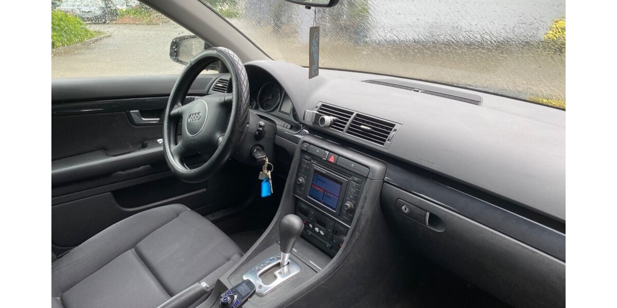 Audi A4 Avant 293.146 km 3.980 &euro; Braunschweig 38100