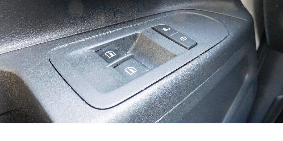 VW up! 1.0 Move MPI BMT 4Trg Klima Radio 15.700 km 12.390 &euro; Vordorf 38533