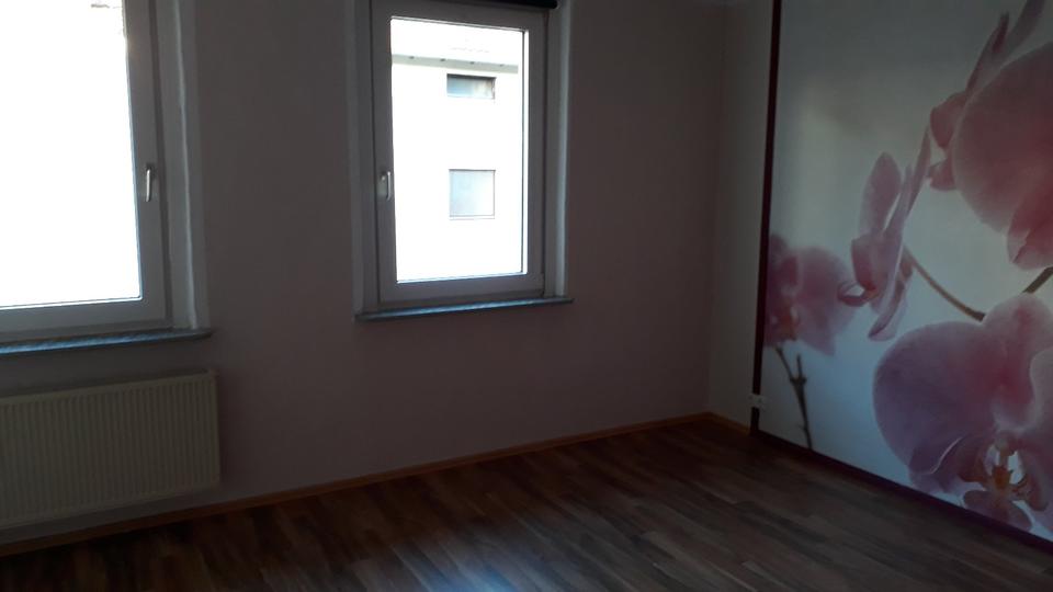 Reihenhaus Schöningen - 6 Zimmer, 180 m&sup2;, 160.000&euro; | Angebot:24982938
