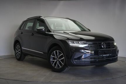 VW Tiguan 43.000 km 23.490 &euro; Braunschweig 38110