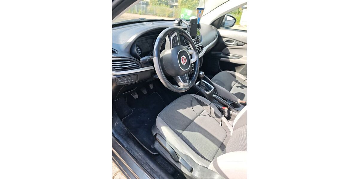 Fiat Tipo 80.000 km 6.900 &euro; Braunschweig 38102