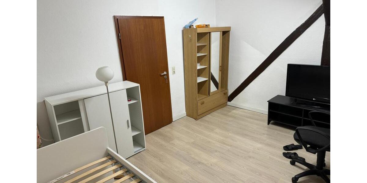 Dachgeschoßwohnung Braunschweig Westliches Ringgebiet - 3 Zimmer, 69 m&sup2;, 860&euro; | Angebot:26670638