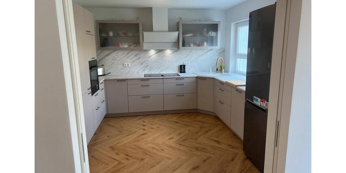Etagenwohnung Braunschweig Lehndorf-Watenbüttel - 4 Zimmer, 150 m&sup2;, 2.700&euro; | Angebot:25948877
