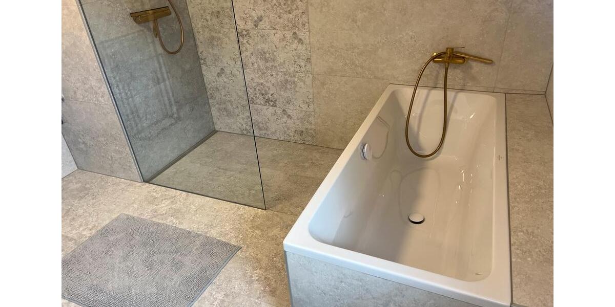 Etagenwohnung Braunschweig Lehndorf-Watenbüttel - 4 Zimmer, 150 m&sup2;, 2.700&euro; | Angebot:25948877