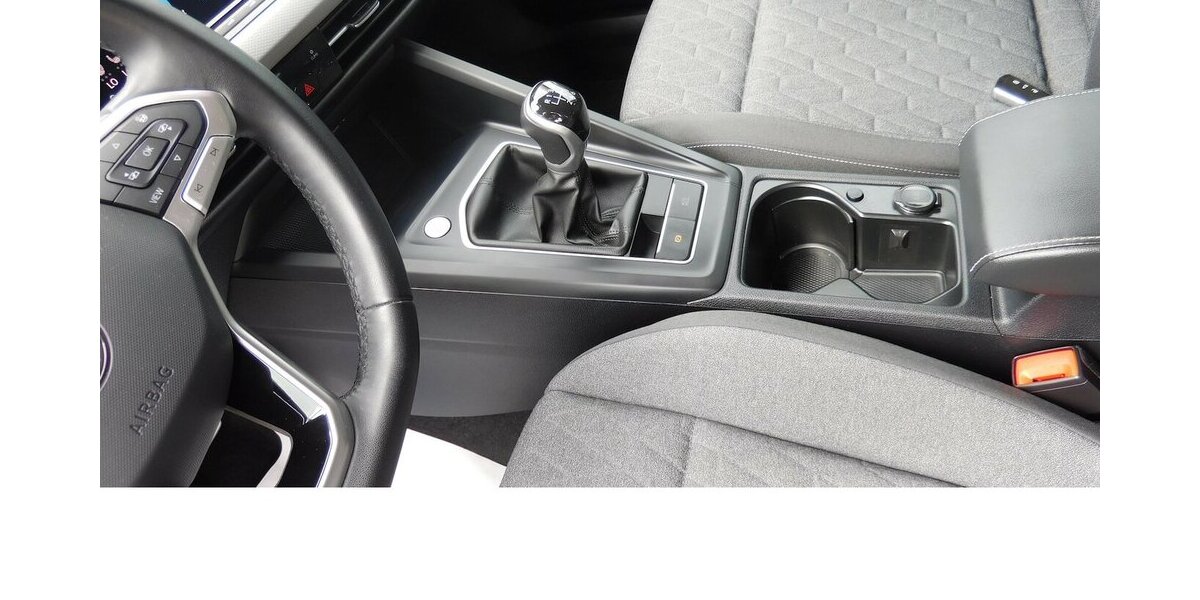 VW Golf III 1.0 Life Move TSI BMT Klima Navi Alu 59.100 km 17.390 &euro; Vordorf 38533