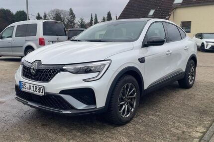 Renault Arkana 1.739 km 31.450 &euro; Braunschweig 38112