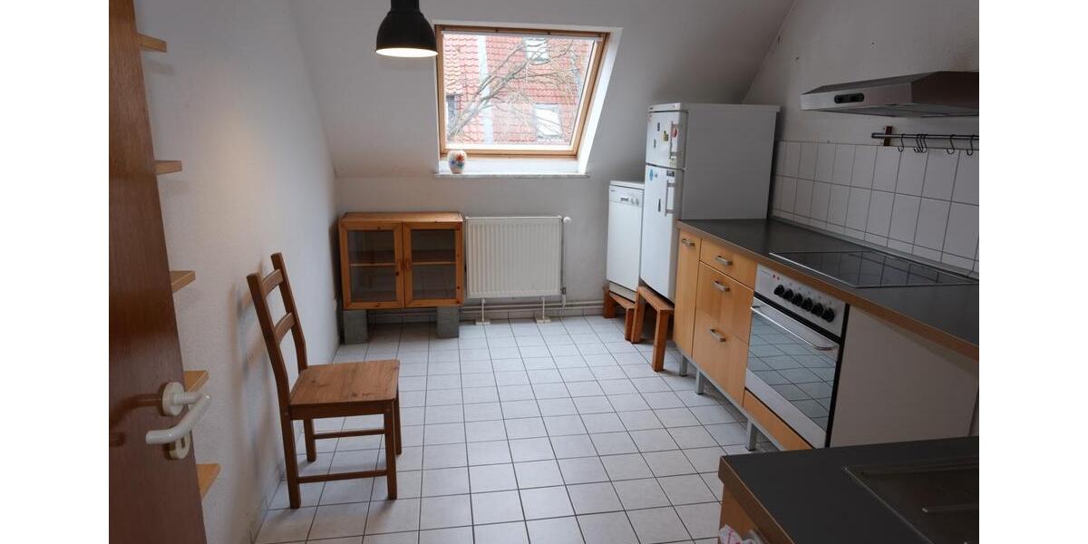 Dachgeschoßwohnung Braunschweig Westliches Ringgebiet - 2 Zimmer, 55 m&sup2;, 700&euro; | Angebot:26030384