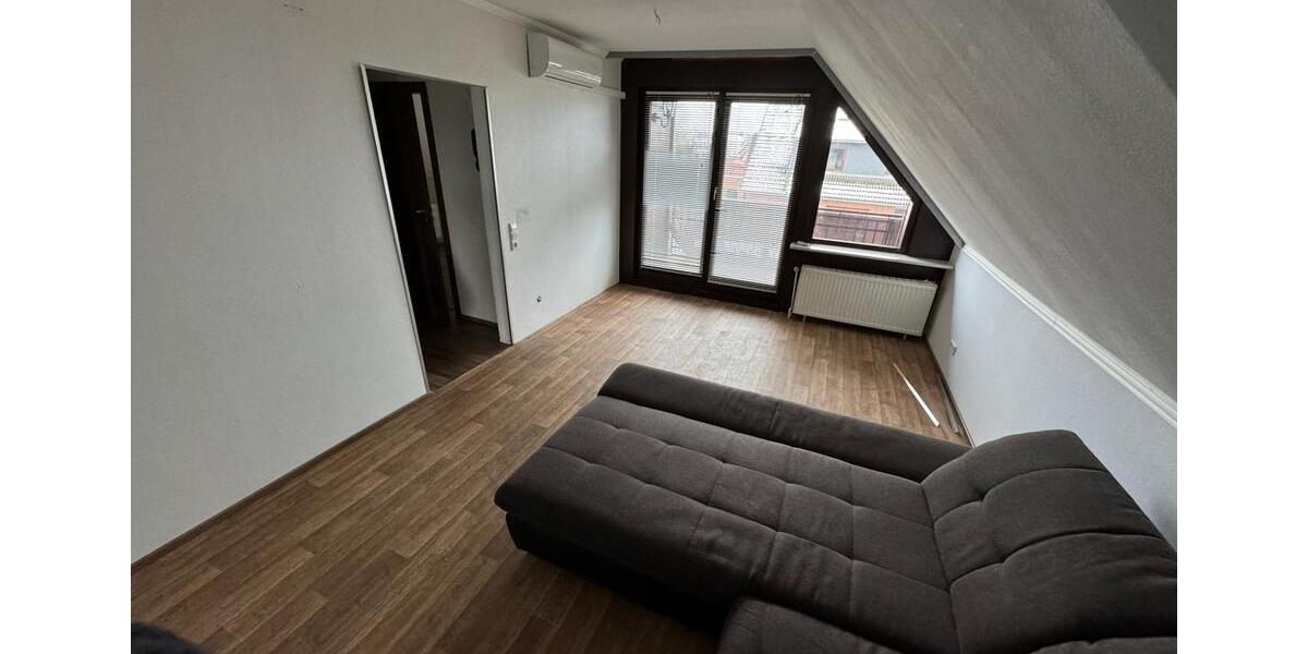 Etagenwohnung Lengede - 6 Zimmer, 151 m&sup2;, 1.350&euro; | Angebot:25293036