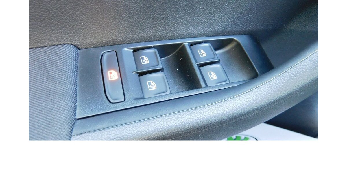 Skoda Fabia 1.0 Kombi Ambition TSI BMT Navi Klima 19.900 km 15.990 &euro; Vordorf 38533