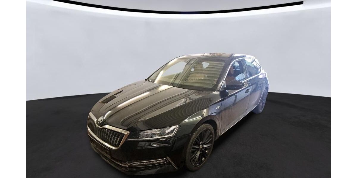 Skoda Superb 99.930 km 26.990 &euro; Braunschweig 38122