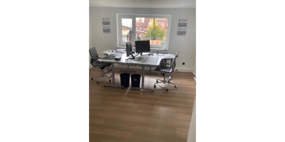 Gewerbeobjekt Schwülper - 8 Zimmer, 230 m&sup2;, 2.500&euro; | Angebot:24617147