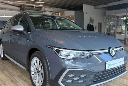 VW Golf 99.564 km 22.699 &euro; Goslar 38644