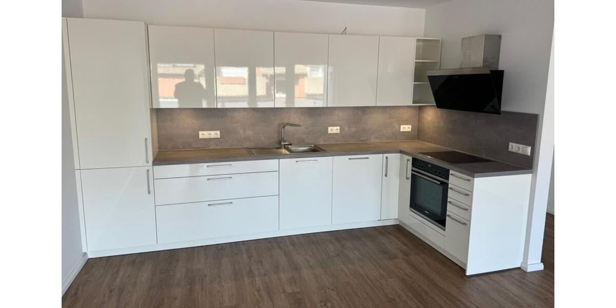 Etagenwohnung Peine - 3 Zimmer, 93 m&sup2;, 977&euro; | Angebot:23871052