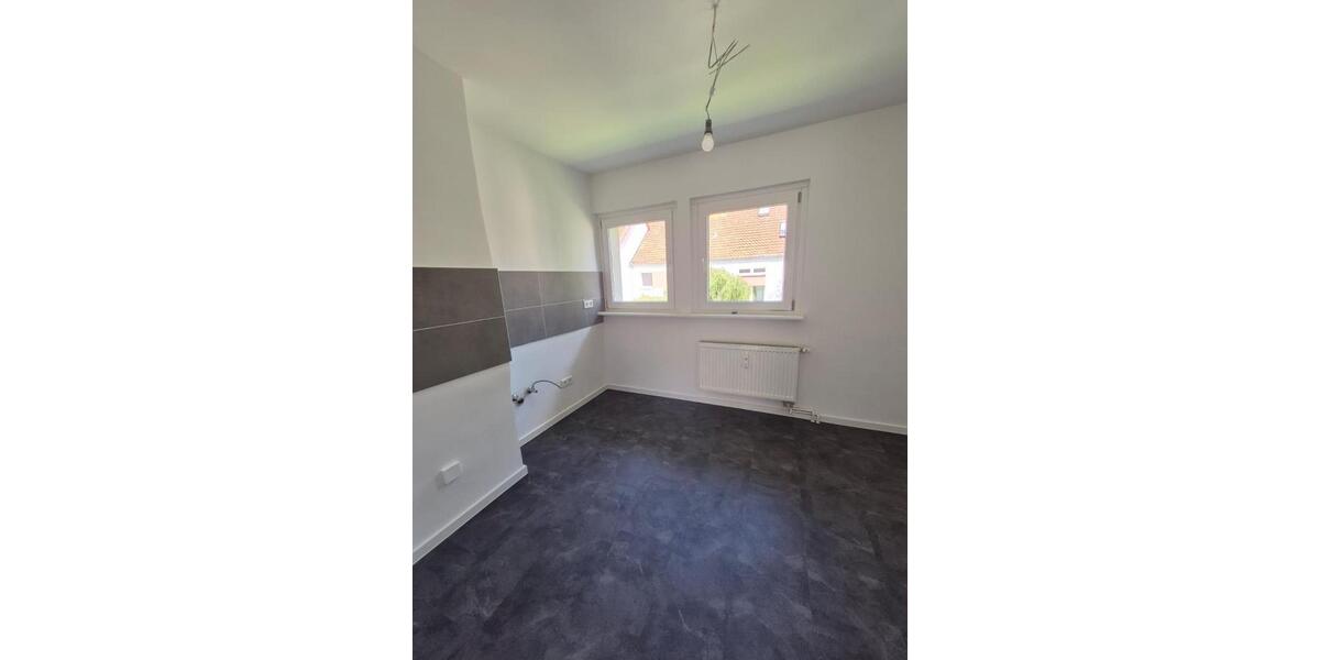 Etagenwohnung Schöningen - 3 Zimmer, 67 m&sup2;, 490&euro; | Angebot:26553833