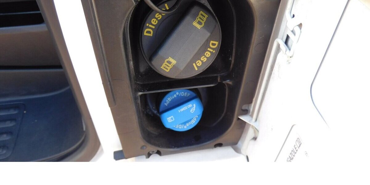 VW T6.1 Transporter 2.0 TDI BMT 3Sitze Navi Klima 30.000 km 28.990 &euro; Vordorf 38533