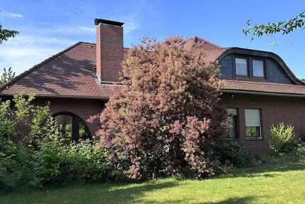 Haus Vechelde - 8 Zimmer, 210 m&sup2;, 599.000&euro; | Angebot:23179019