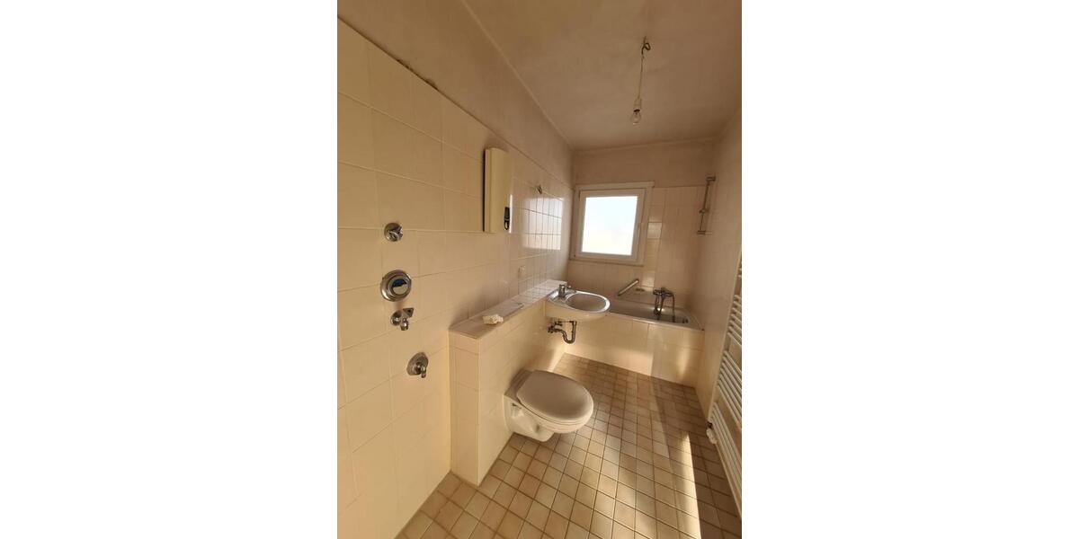 Etagenwohnung Schöningen - 3 Zimmer, 67 m&sup2;, 480&euro; | Angebot:18577741