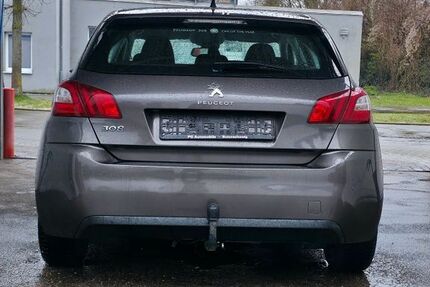 Peugeot 308 163.100 km 4.200 &euro; Schladen 38315