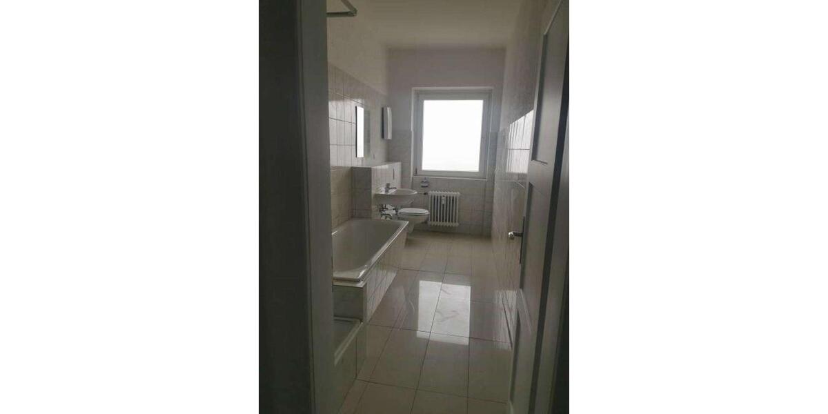 Etagenwohnung Salzgitter Ortschaft Südost - 5 Zimmer, 136 m&sup2;, 750&euro; | Angebot:25648239