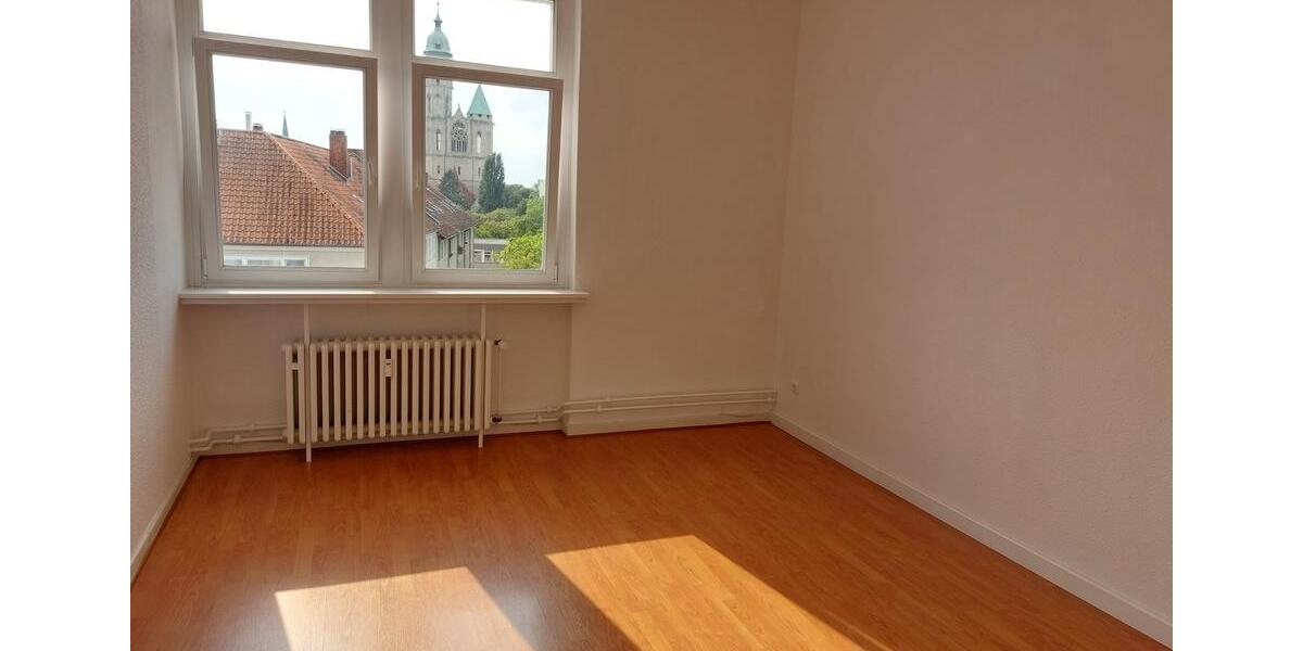 Etagenwohnung Braunschweig - 3 Zimmer, 96 m&sup2;, 960&euro; | Angebot:25935238