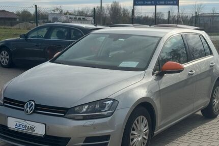 VW Golf 124.000 km 8.490 &euro; Lengede 38268