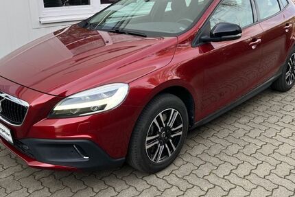 Volvo V40 Cross Country 74.100 km 15.590 &euro; Goslar OT Vienenburg 38690