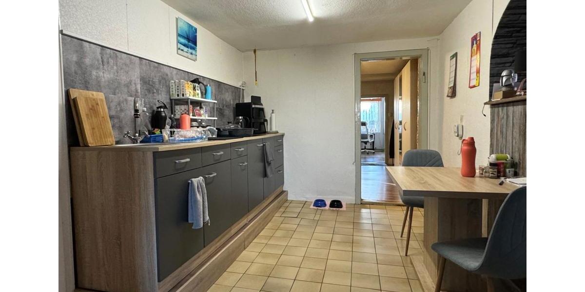 Mehrfamilienhaus, Wohnhaus Ilsede - 8 Zimmer, 274 m&sup2;, 1.800&euro; | Angebot:25491479