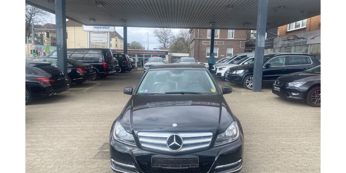 Mercedes-Benz C 180 153.000 km 9.900 &euro; Braunschweig 38114