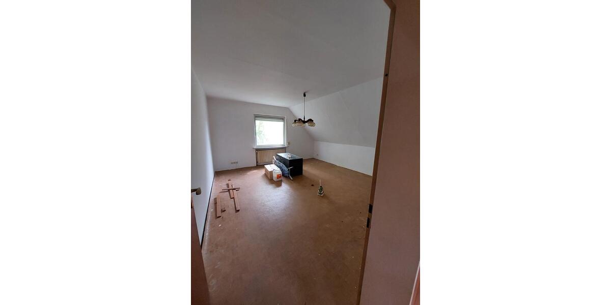 Einfamilienhaus Liebenburg - 10 Zimmer, 162 m&sup2;, 150.000&euro; | Angebot:26626140
