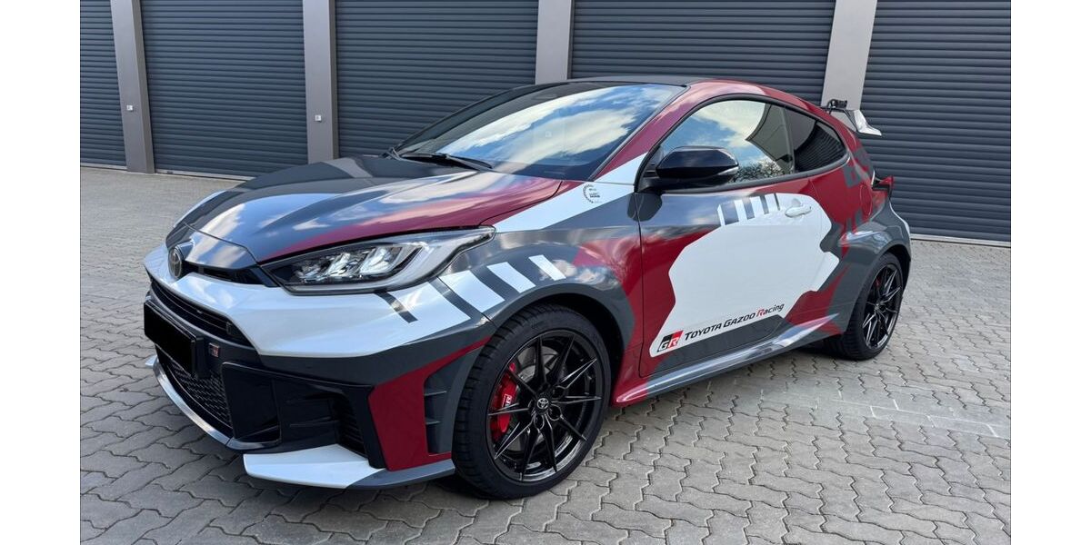 Toyota Yaris 4.300 km 69.069 &euro; Goslar 38644