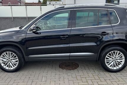 VW Tiguan 147.050 km 11.999 &euro; Salzgitter-Lebenstedt 38226