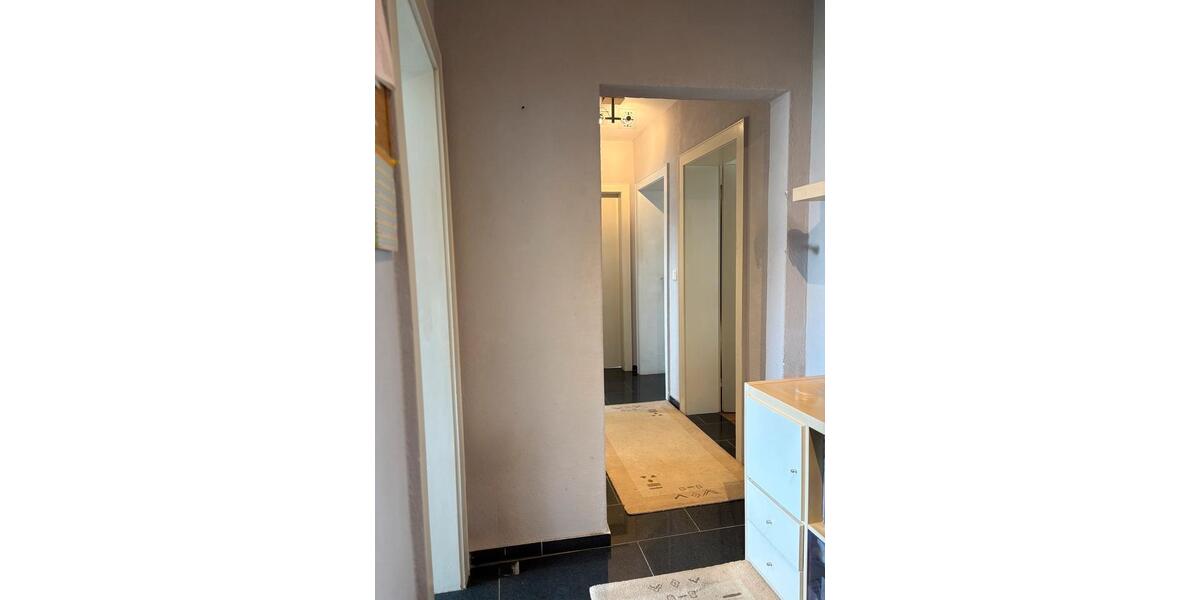 Hochparterre Goslar Immenrode - 4 Zimmer, 94 m&sup2;, 145.000&euro; | Angebot:26886433