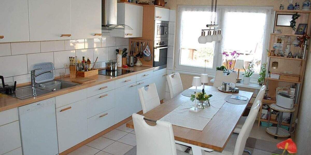 Einfamilienhaus Salzgitter Lebenstedt - 8 Zimmer, 208 m&sup2;, 419.900&euro; | Angebot:26202289