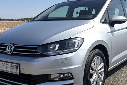 VW Touran 158.838 km 12.990 &euro; Salzgitter 38259