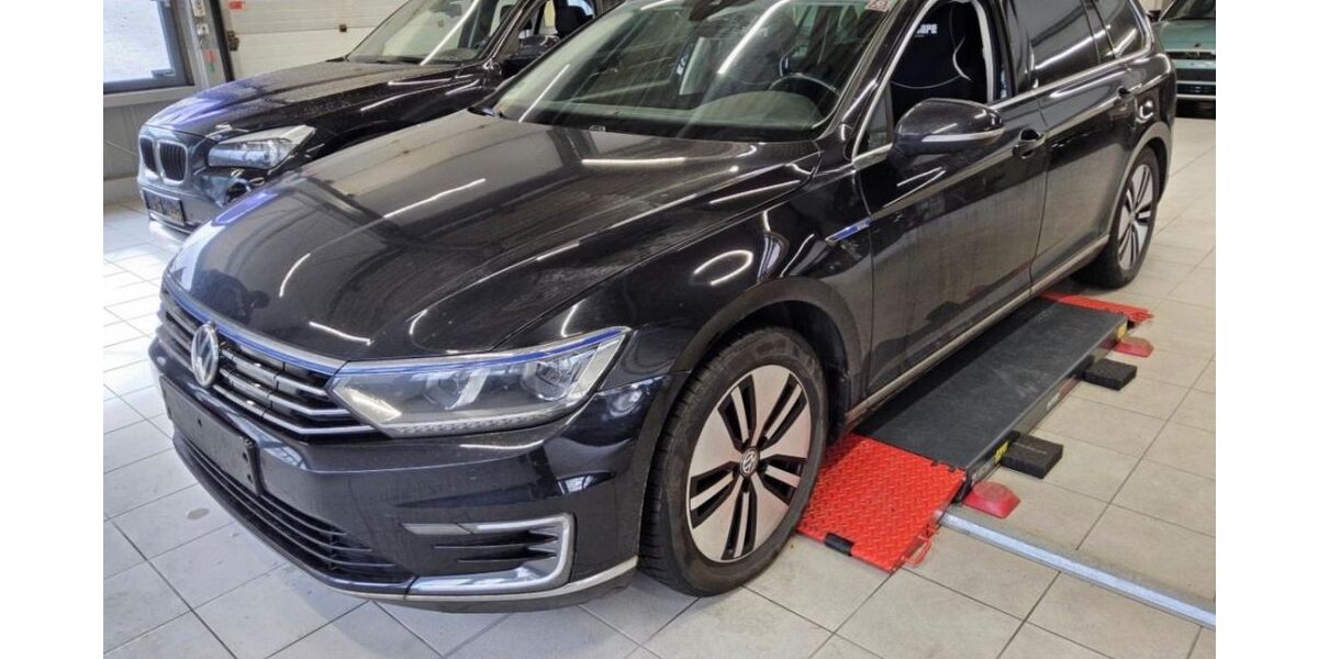 VW Passat Variant 109.000 km 16.990 &euro; Goslar 38640