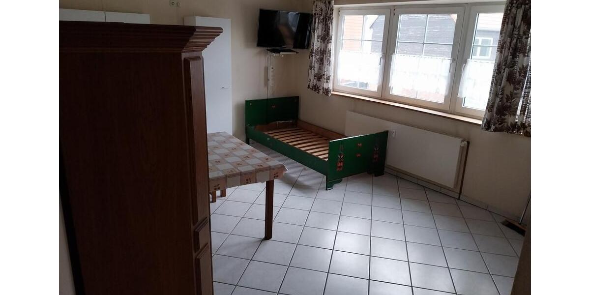 Etagenwohnung Lehre - 1 Zimmer, 23 m&sup2;, 300&euro; | Angebot:25221833
