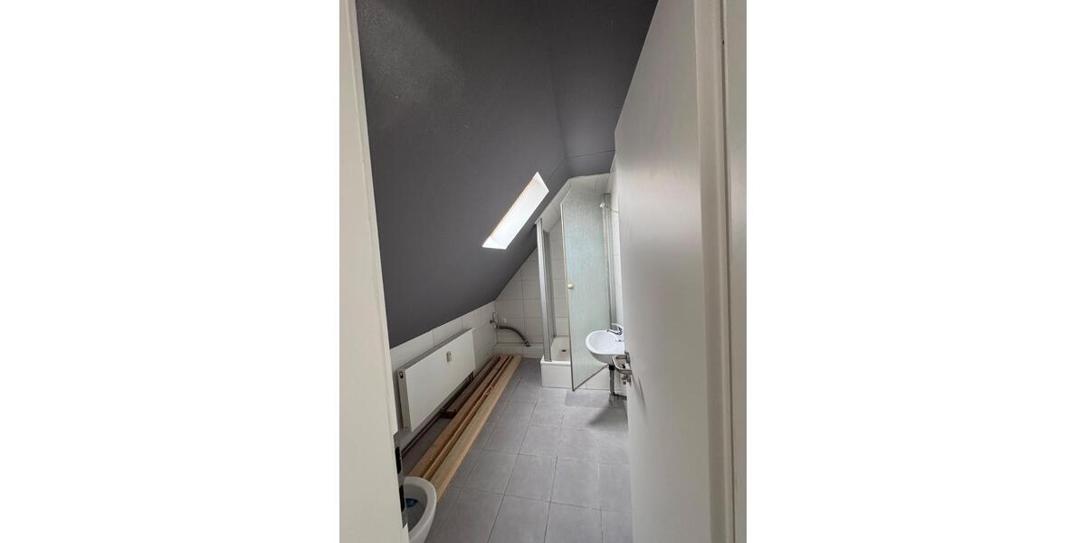 Dachgeschoßwohnung Wolfenbüttel Adersheim - 5 Zimmer, 110 m&sup2;, 980&euro; | Angebot:25046261