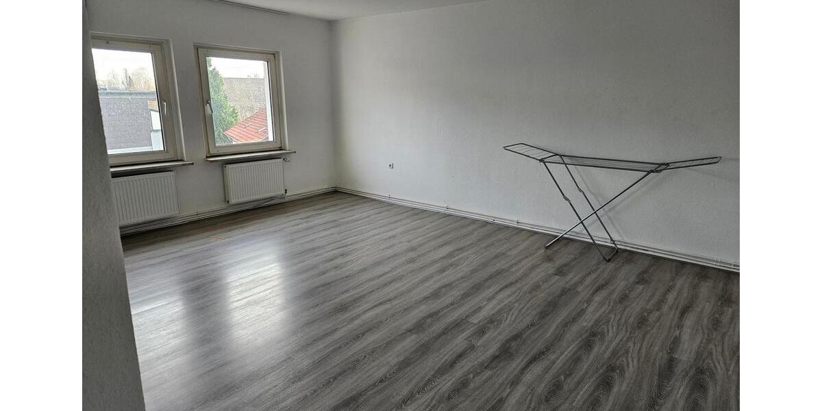 Etagenwohnung Schöningen - 3 Zimmer, 75 m&sup2;, 510&euro; | Angebot:25171704