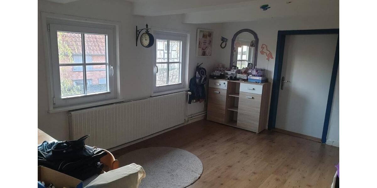 Einfamilienhaus Sickte - 2 Zimmer, 120 m&sup2;, 260.000&euro; | Angebot:25798773