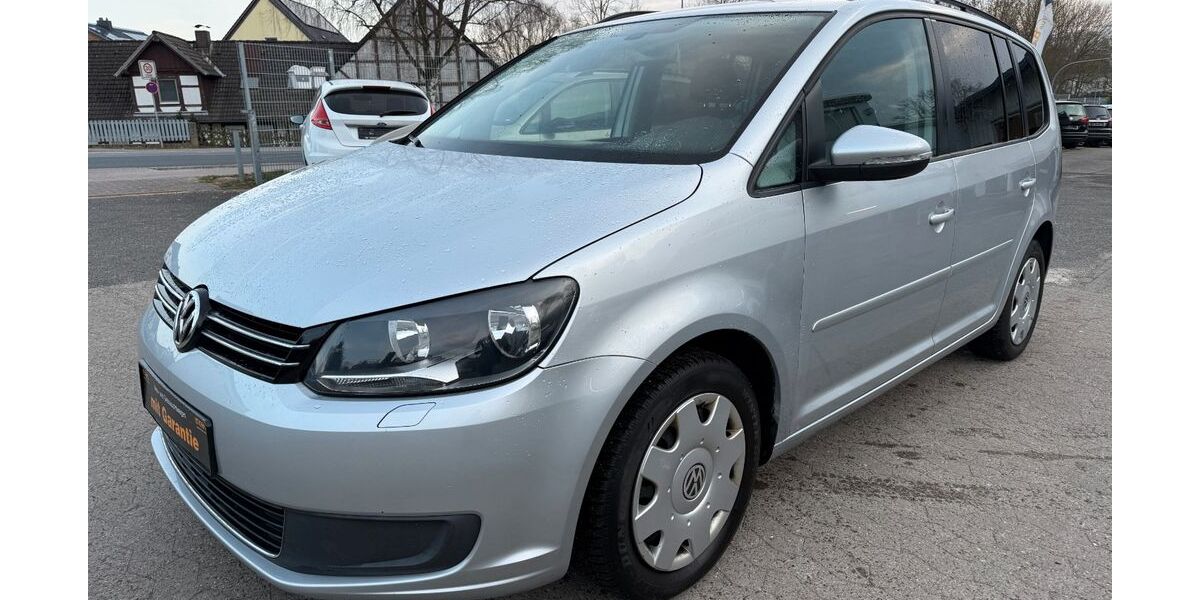 VW Touran 190.000 km 8.100 &euro; Lehre 38165