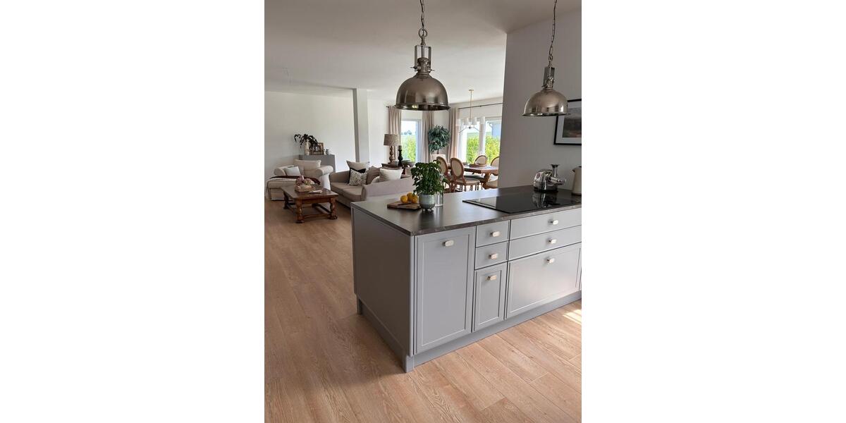 Einfamilienhaus Wolfenbüttel - 5.5 Zimmer, 212 m&sup2;, 649.000&euro; | Angebot:26207361