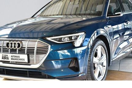 Audi e-tron 43.000 km 27.880 &euro; Braunschweig 38108
