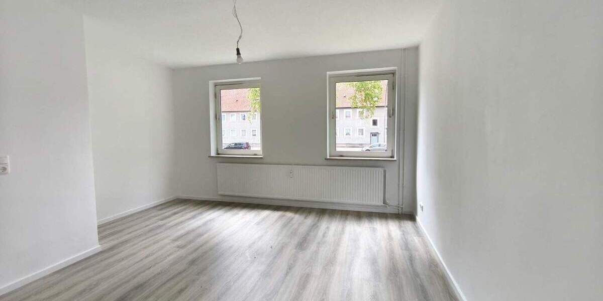 Etagenwohnung Salzgitter Lebenstedt - 3 Zimmer, 57 m&sup2;, 335&euro; | Angebot:26029091